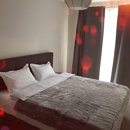 Apartament City Mall ซีบิว ภายนอก รูปภาพ