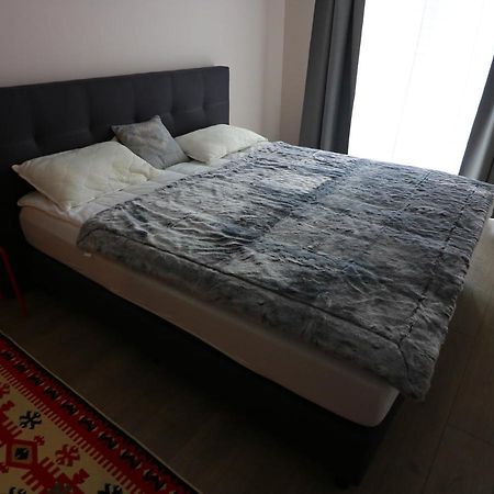 Apartament City Mall ซีบิว ภายนอก รูปภาพ
