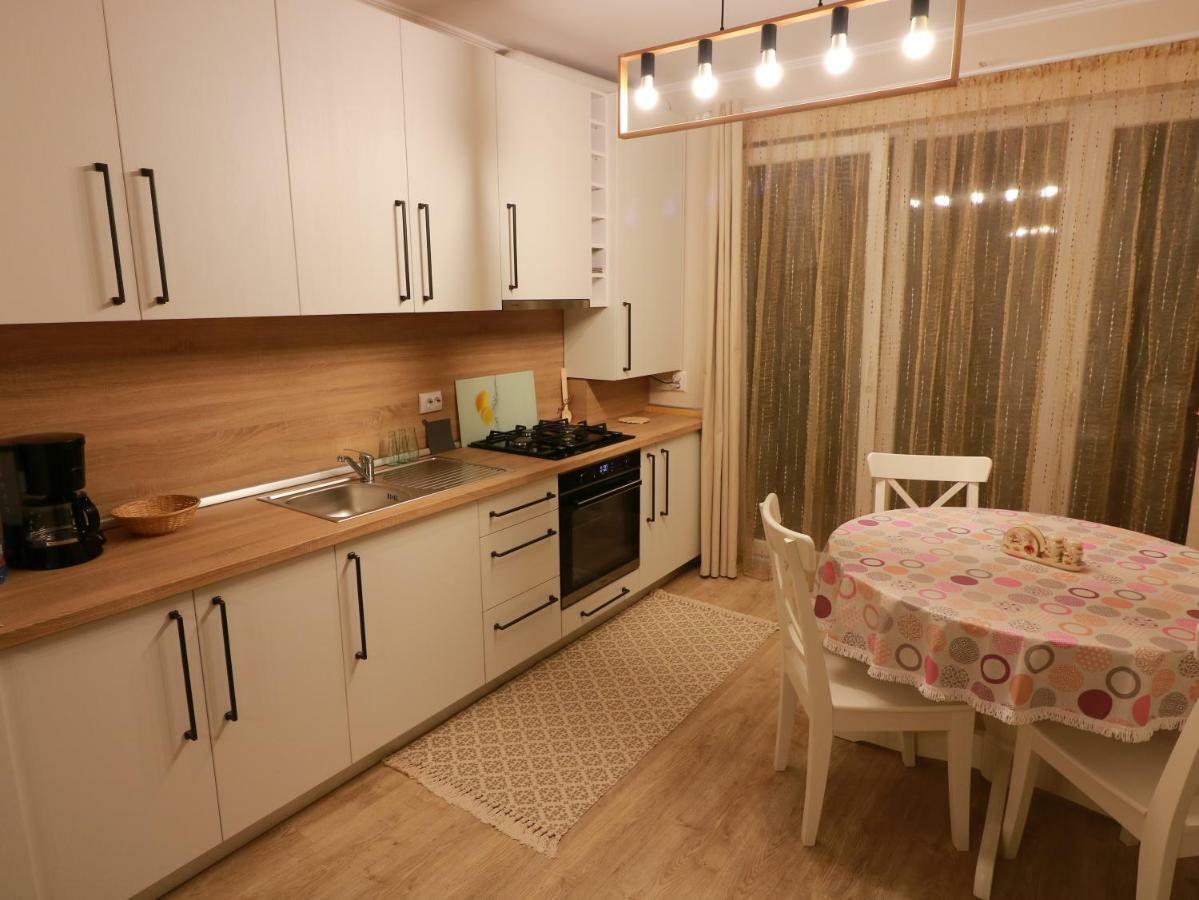 Apartament City Mall ซีบิว ภายนอก รูปภาพ