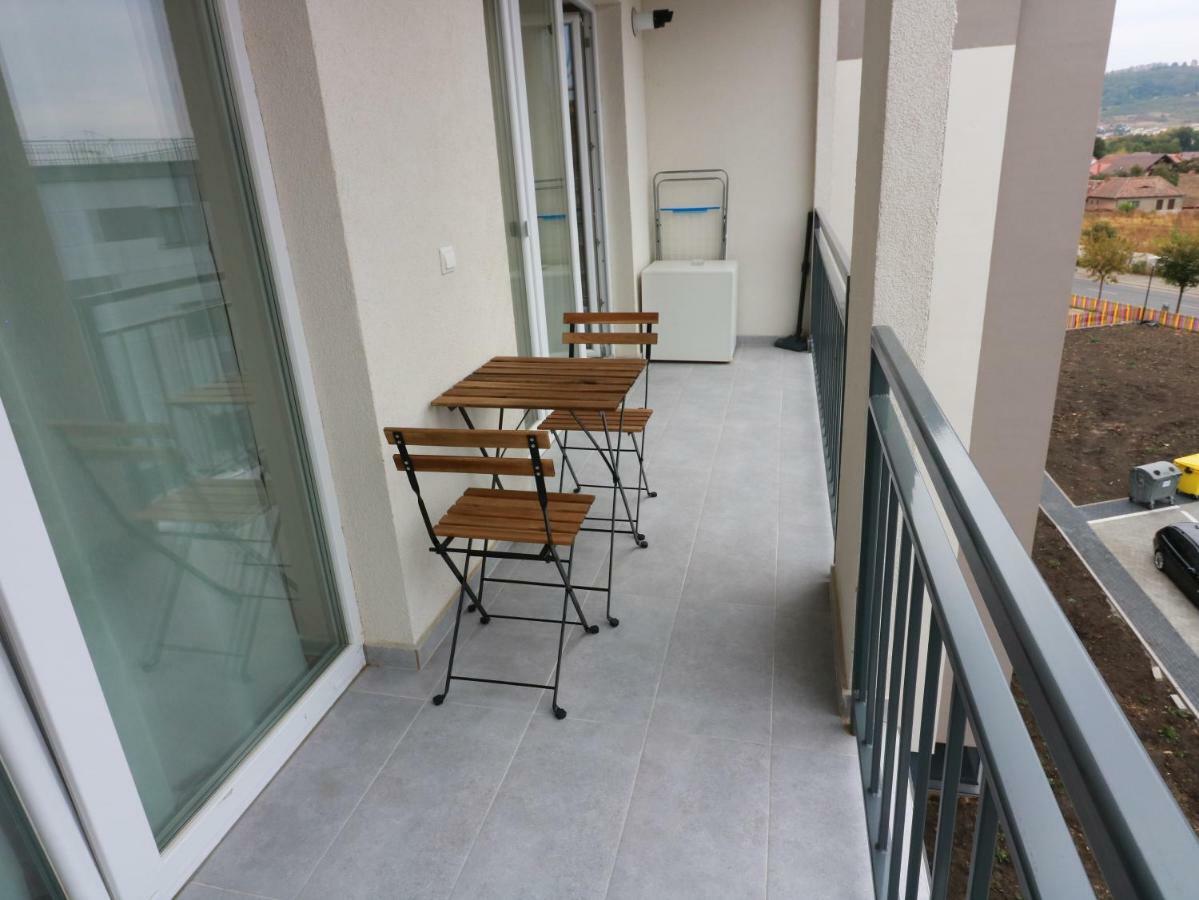 Apartament City Mall ซีบิว ภายนอก รูปภาพ